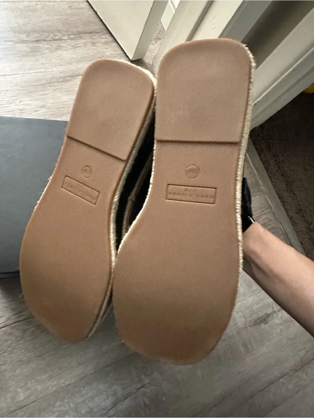 Marc Fisher LTD Renda Women’s Espadrille Platform Sandals size 8